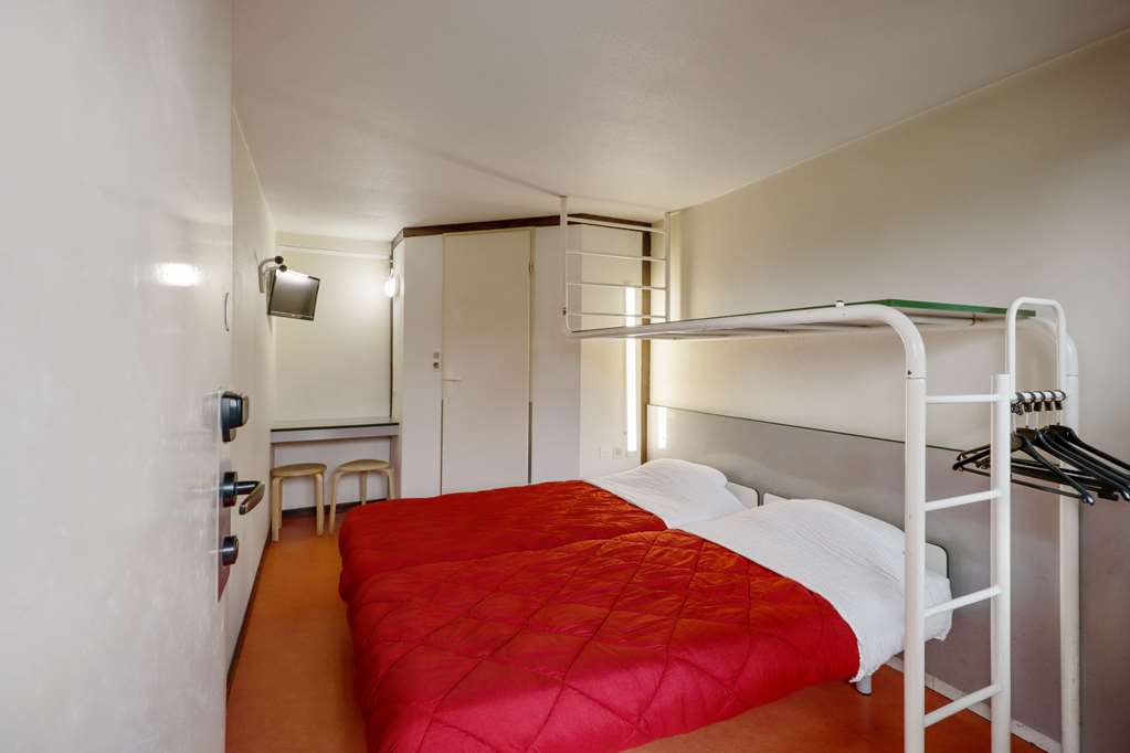 premiere classe lille sud henin beaumont