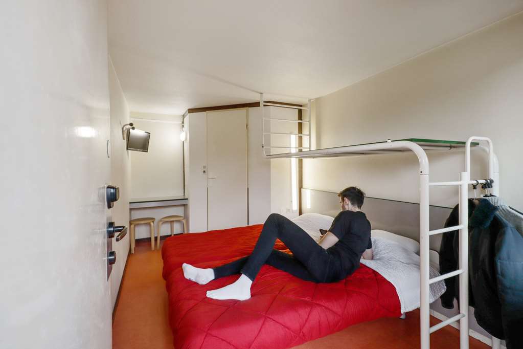 premiere classe lille sud henin beaumont