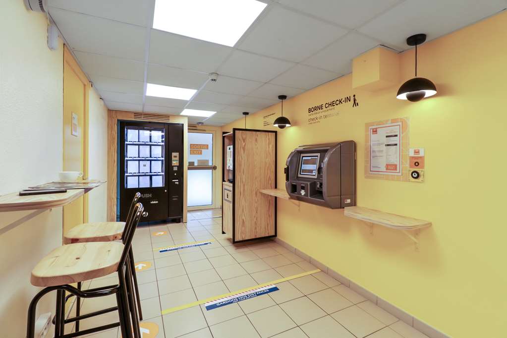 premiere classe lille sud henin beaumont