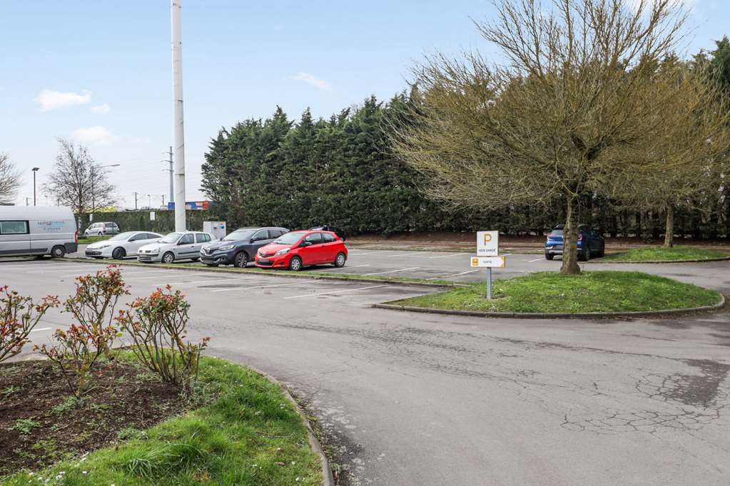 premiere classe lille sud henin beaumont