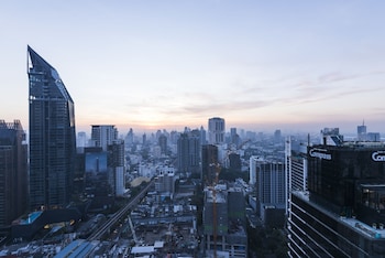 emporium suites by chatrium