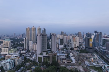 emporium suites by chatrium