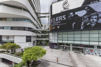 emporium suites by chatrium