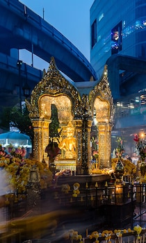 emporium suites by chatrium