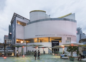 emporium suites by chatrium