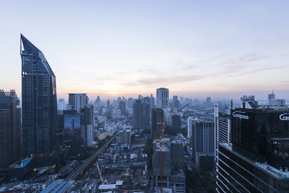 emporium suites by chatrium