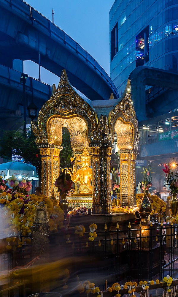 emporium suites by chatrium