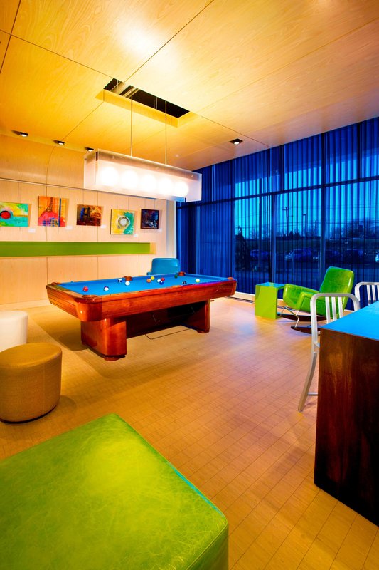 aloft mount laurel
