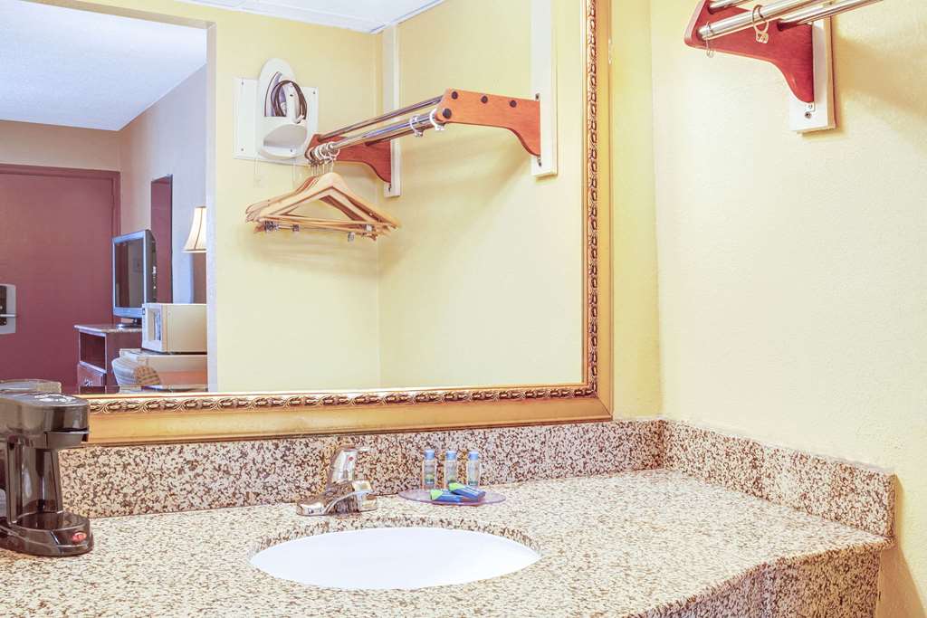 knights inn mount laurel