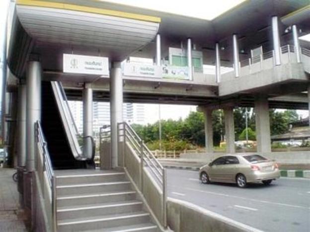 nara suite residence bangkok