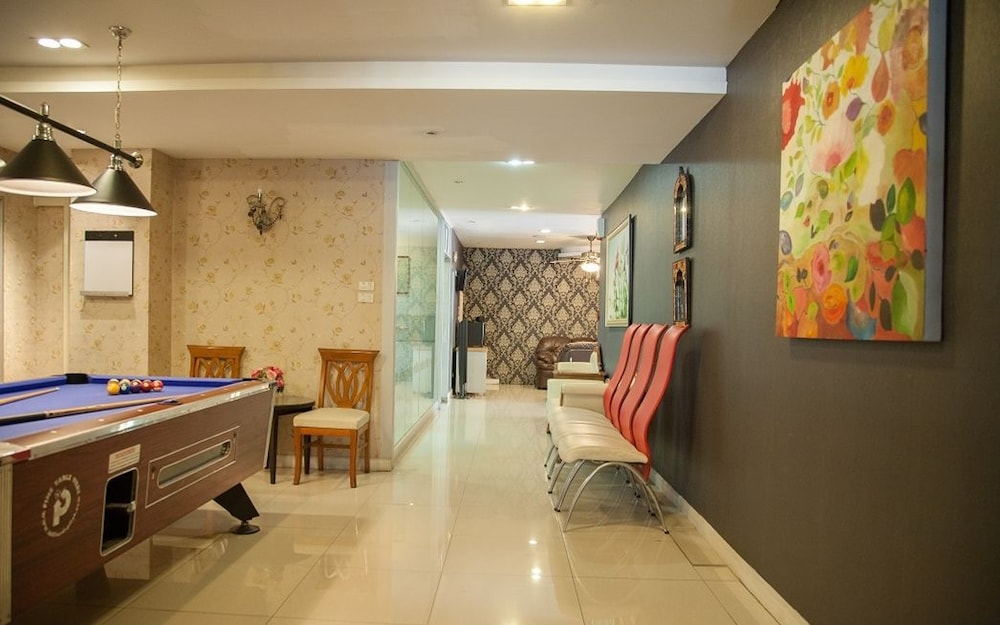 nara suite residence bangkok