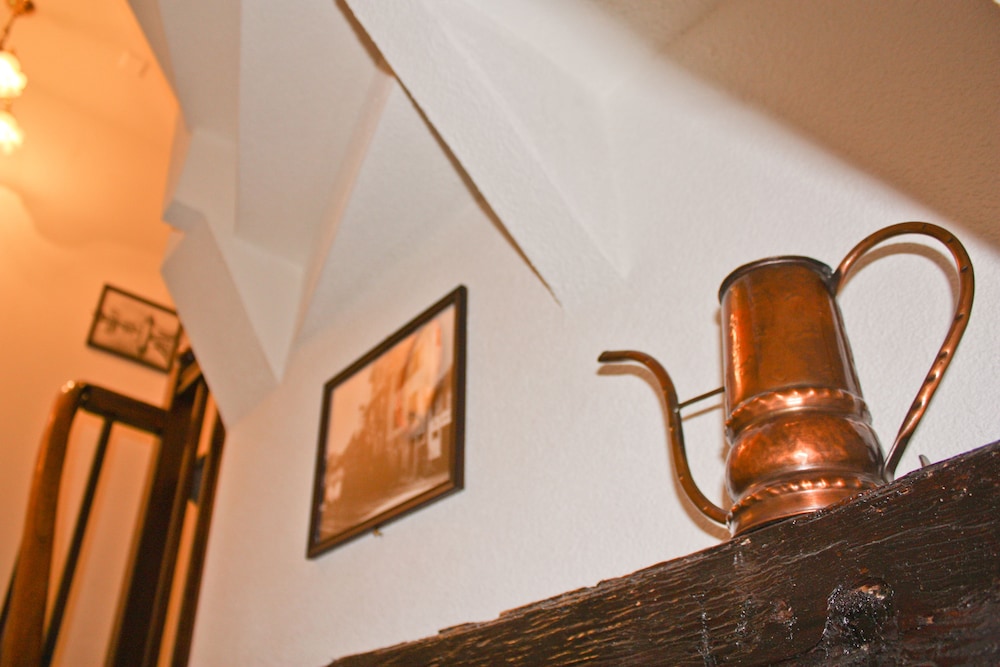 roesli guest house