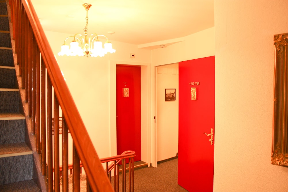 roesli guest house
