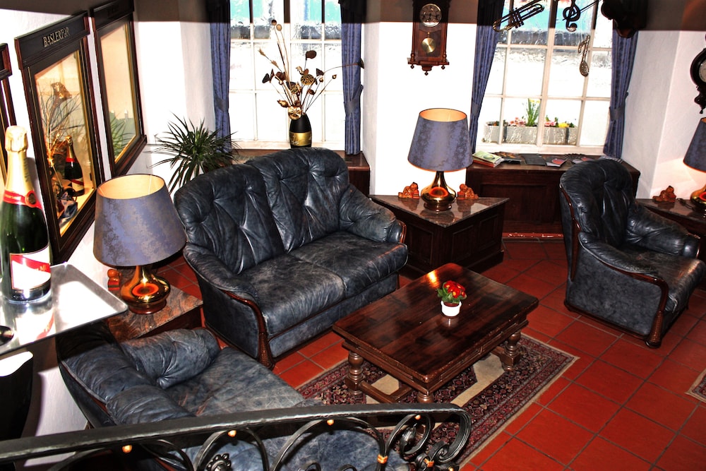 roesli guest house