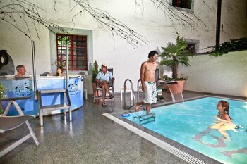 roesli guest house