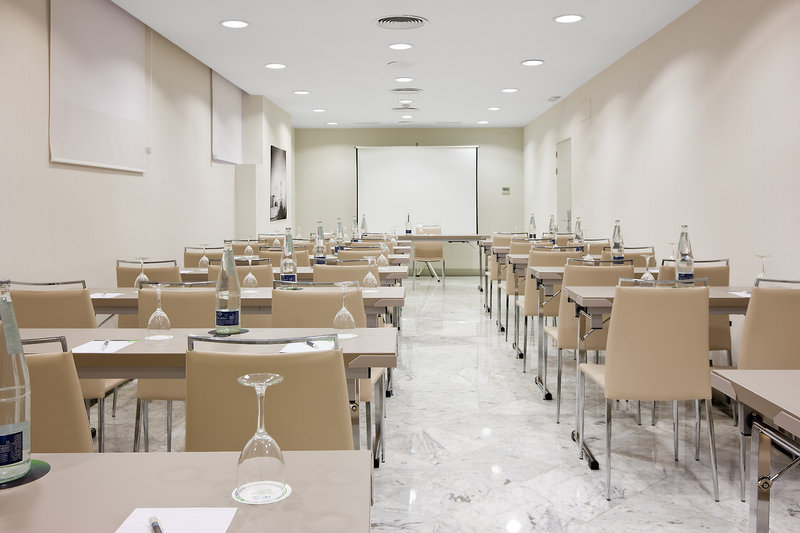 avani alonso martinez madrid hotel