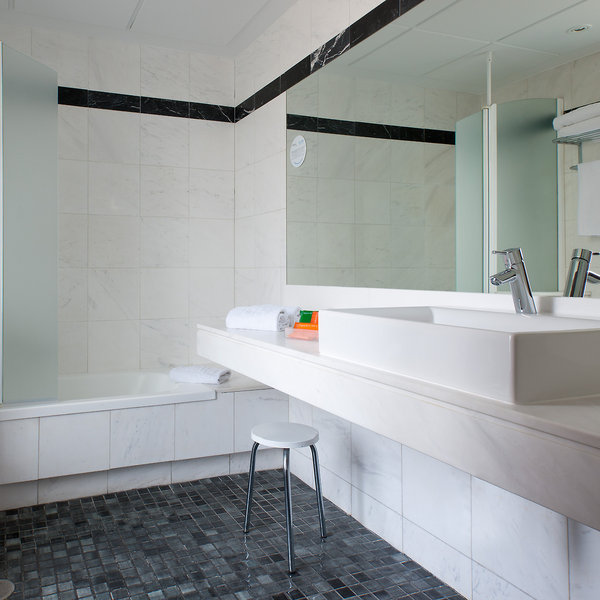 avani alonso martinez madrid hotel