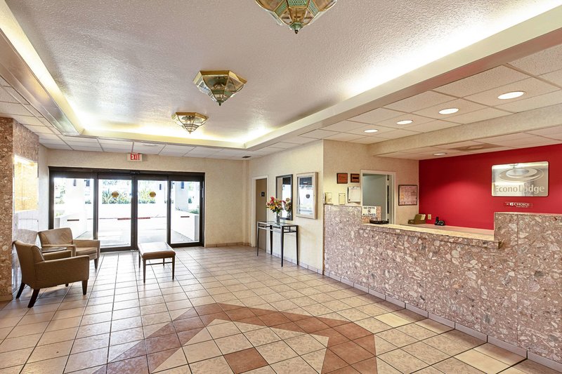 econo lodge vero beach downtown