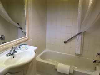 Best Western Voyageur Place Hotel,Toronto>>Newmarket,3 star