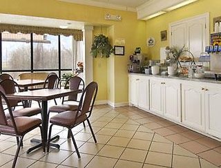 super 8 by wyndham jackson ridgeland