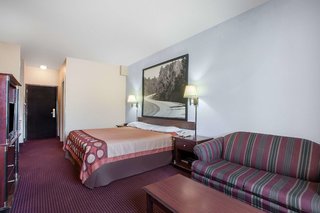 super 8 by wyndham jackson ridgeland