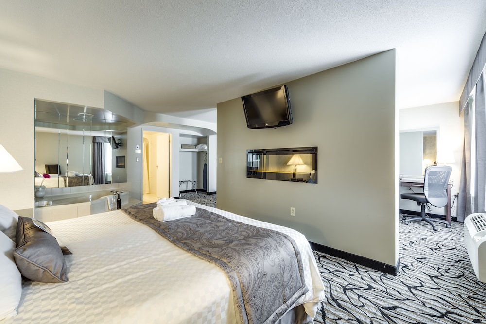 monte carlo inn oakville suites