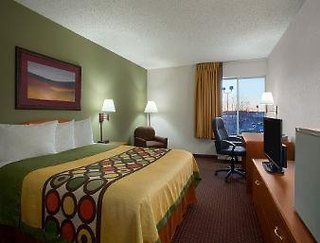 Super 8 By Wyndham Madison South,Dane County>>Dane,2.5 star