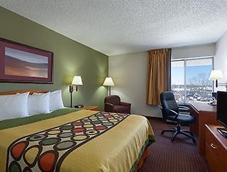 Super 8 By Wyndham Madison South,Dane County>>Dane,2.5 star