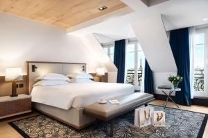 Hyatt Paris Madeleine,Paris>>Champs-Elysees,5 star