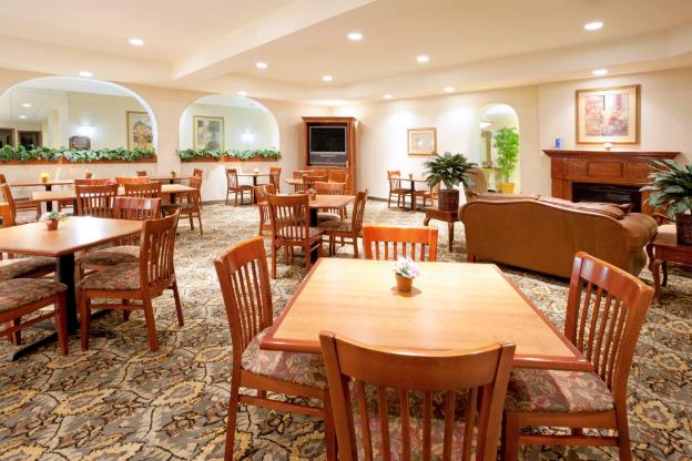 holiday inn express hotel and suites kerrville by ihg
