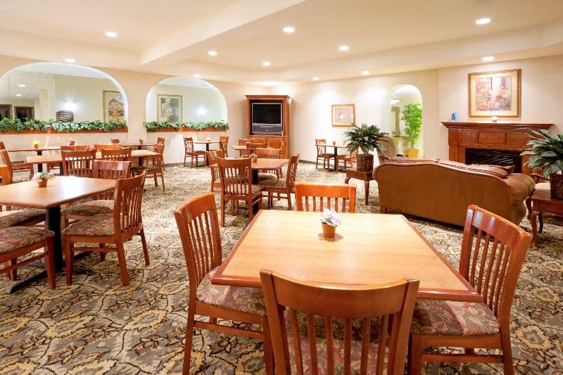holiday inn express hotel and suites kerrville by ihg