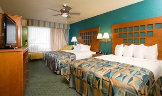 ramada by wyndham hotel and water park