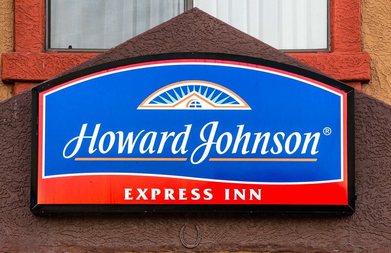 Howard Johnson By Wyndham Williams