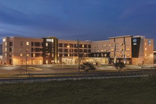 Tru By Hilton Williamsville Buffalo Airport,Bowmansville>>Amherst,3 star