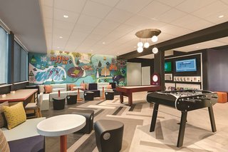 Tru By Hilton Williamsville Buffalo Airport,Bowmansville>>Amherst,3 star
