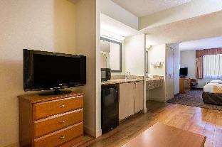 Quality Inn & Suites Near The Theme Parks,Southwest Orlando>>Orlando,3 star