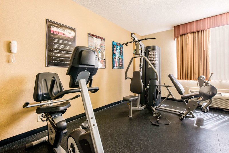quality inn and suites near the theme parks