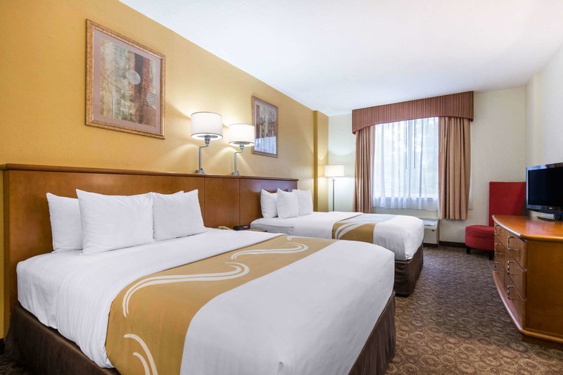 quality inn and suites near the theme parks