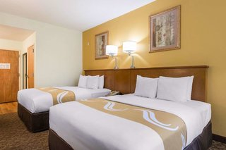 quality inn and suites near the theme parks