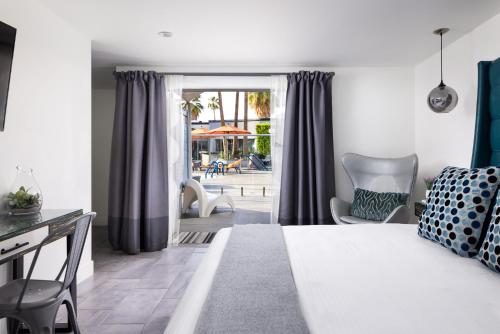 the palm springs hotel