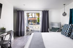 the palm springs hotel