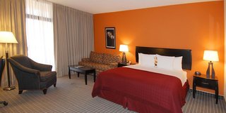 oakland airport executive hotel