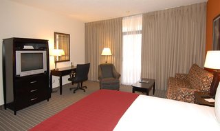 oakland airport executive hotel
