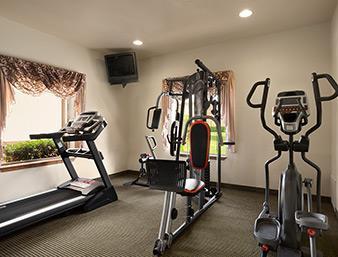 howard johnson by wyndham oklahoma city airport fairgrounds