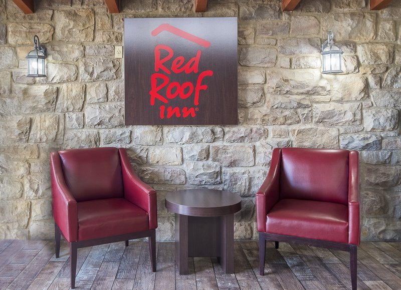 red roof inn lancaster strasburg