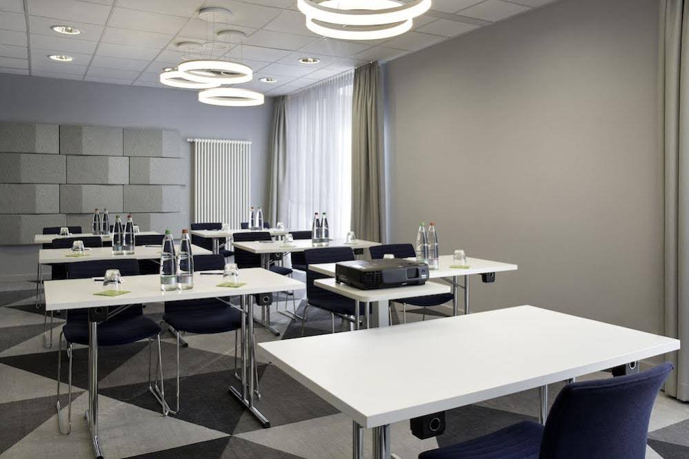 premier inn stuttgart airport