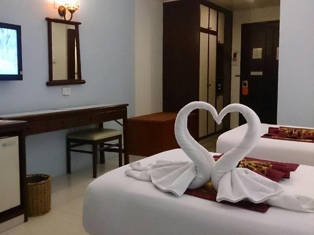 camelot hotel pattaya