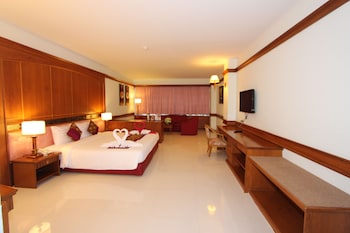 camelot hotel pattaya