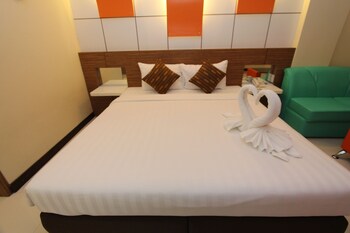 camelot hotel pattaya