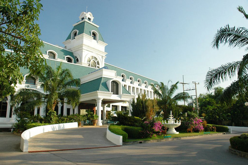camelot hotel pattaya